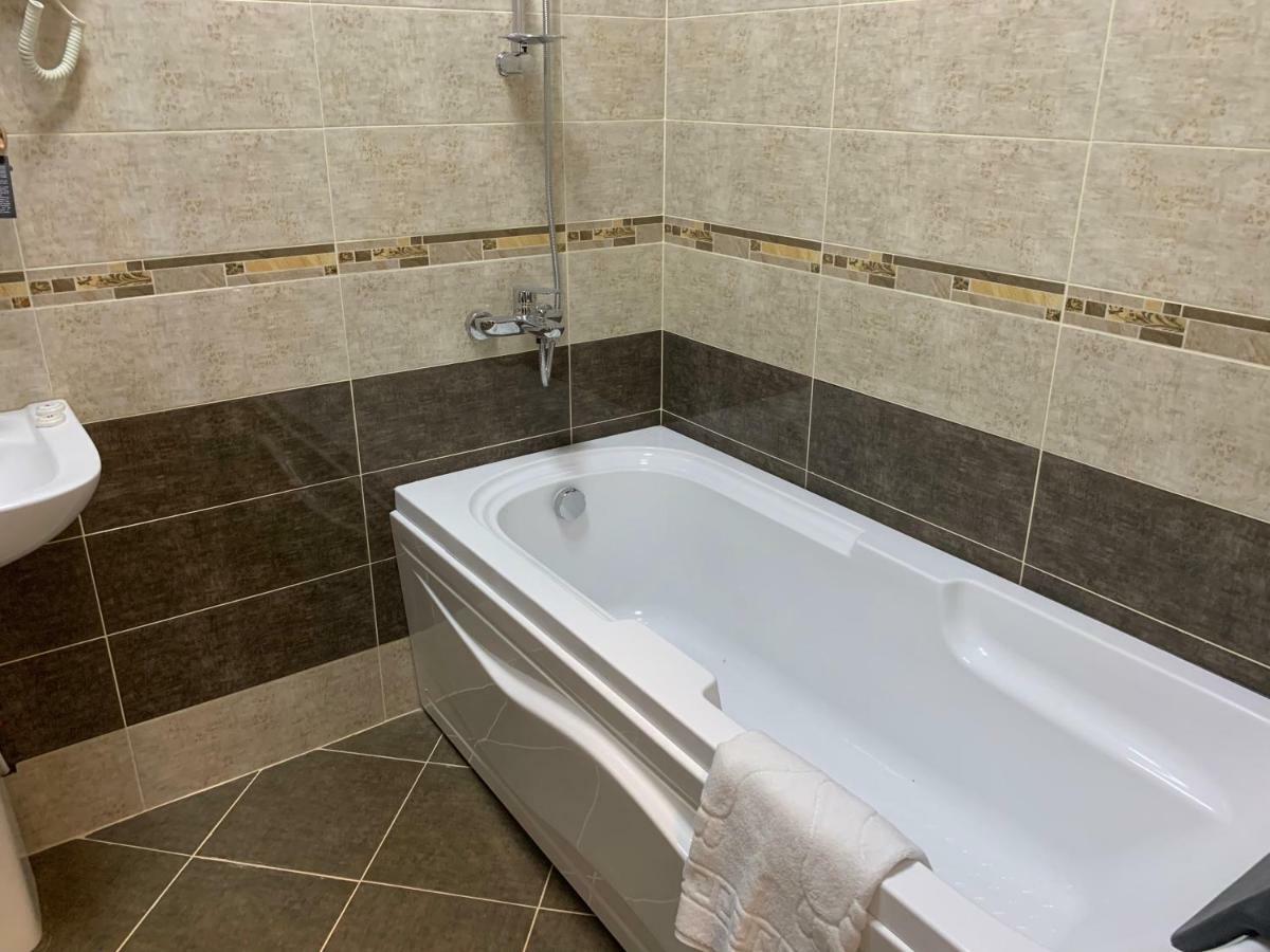 Sahil Park Hotel Baku Bagian luar foto